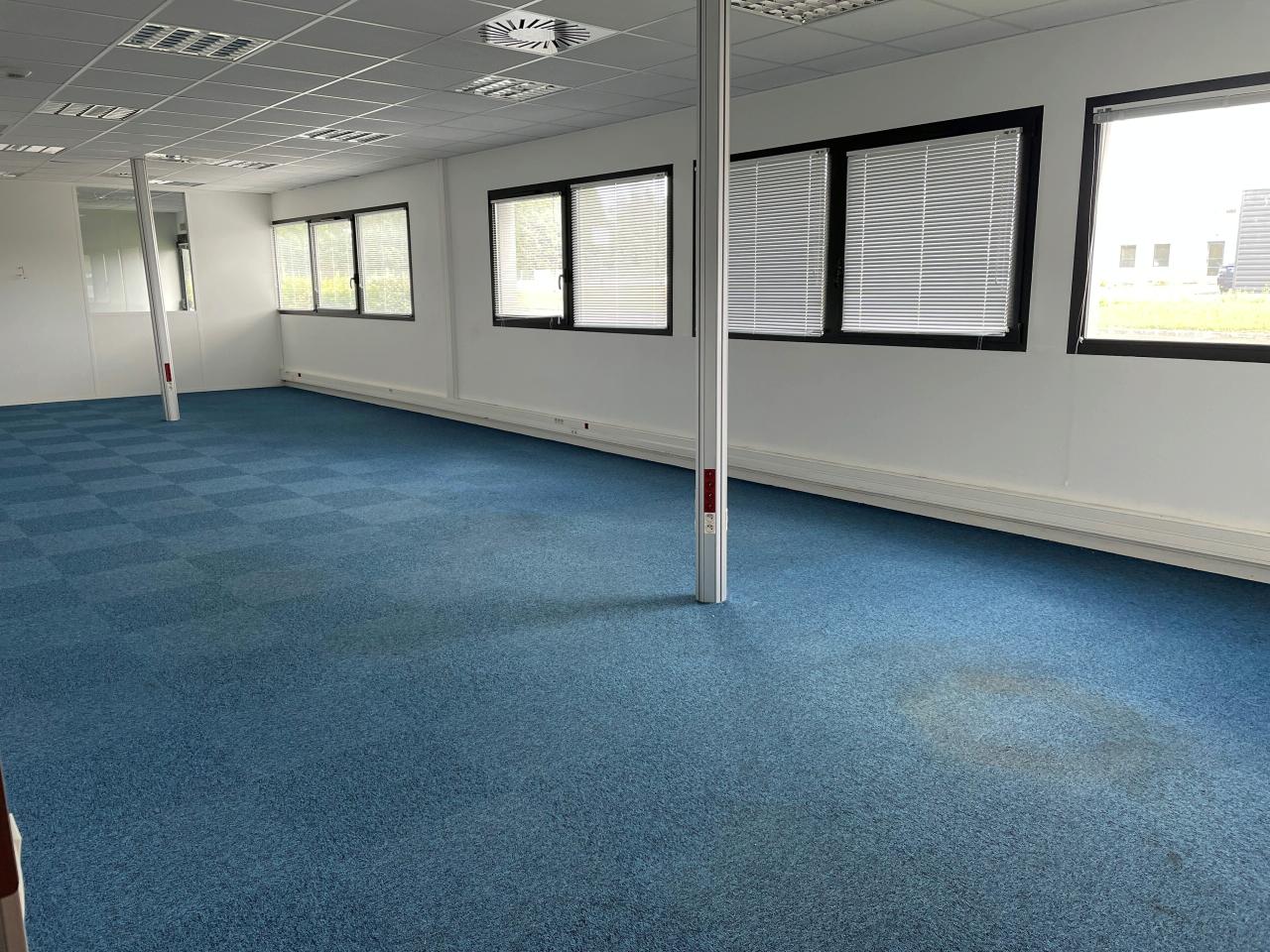 Bureau Saint-Géréon 644m² Location bureau Saint-Géréon Loire-Atlantique OLBUR2426453 0